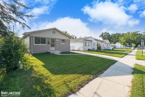 27449 Groveland St, Madison Heights, MI, 48071-3354 | Card Image