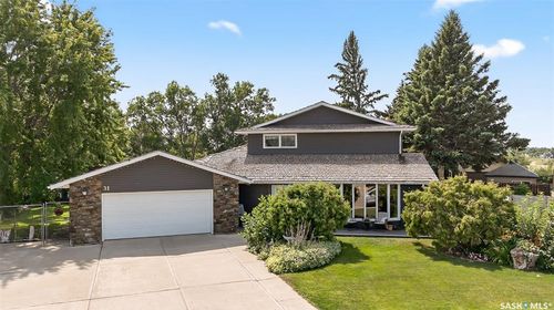 31 Bluebell Cres, Moose Jaw, SK, S6J1A1 | Card Image