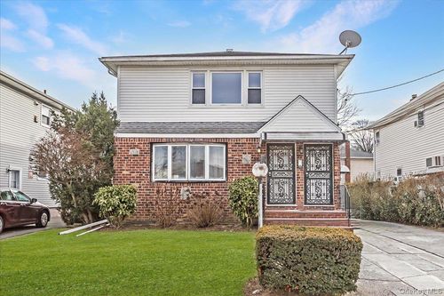 24 Harrison Ave, Hempstead, NY, 11550-5402 | Card Image