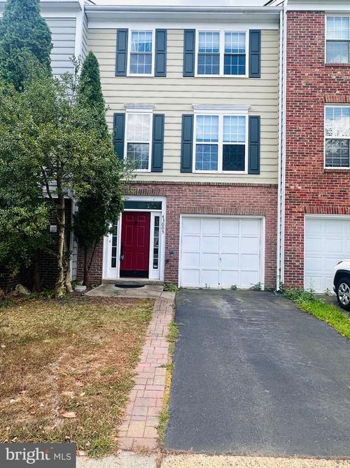 43005 Beachall St, CHANTILLY, VA, 20152-2017 | Card Image