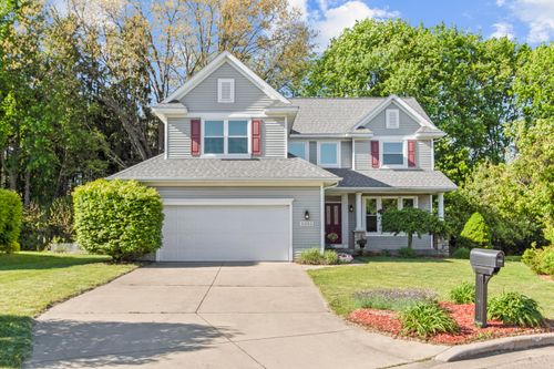 3382 Hampstead Ct, Portage, MI, 49024-0705 | Card Image