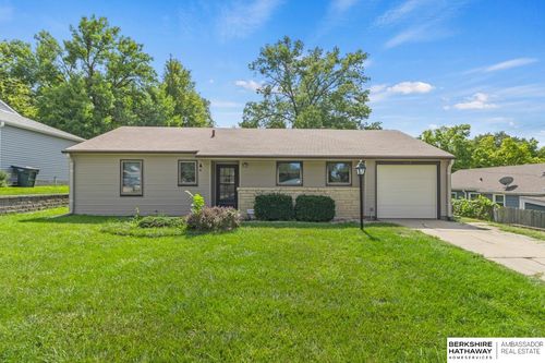 3315 Van Dorn St, Lincoln, NE, 68506-3261 | Card Image