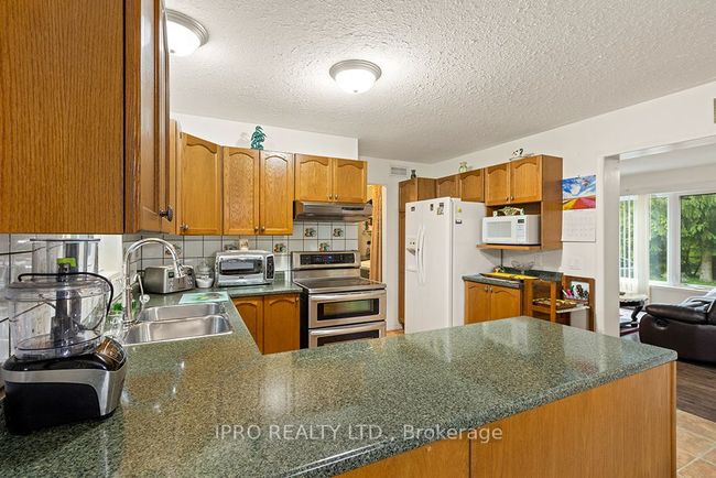 604102 Sideroad 60, House other with 3 bedrooms, 2 bathrooms and 8 parking in Berkeley ON | Image 9