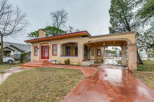 1605 W Summit Ave, San Antonio, TX, 78201-5012 | Card Image