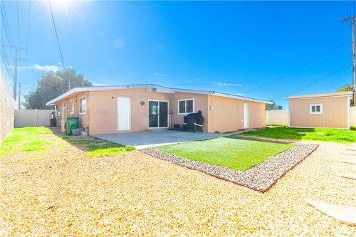 2005 W Milling St, Lancaster, CA, 93536-6520 | Card Image