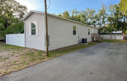 12203 Lantana Ave, NEW PORT RICHEY, FL, 34654-4528 | Card Image