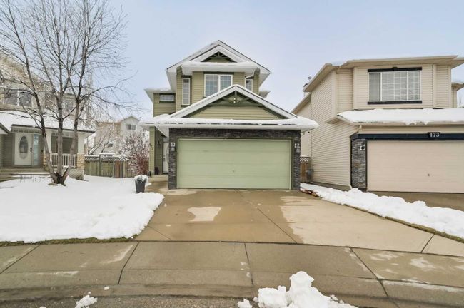 177 Citadel Estates Terrace Nw, Home with 3 bedrooms, 2 bathrooms and 4 parking in Calgary AB | Image 3