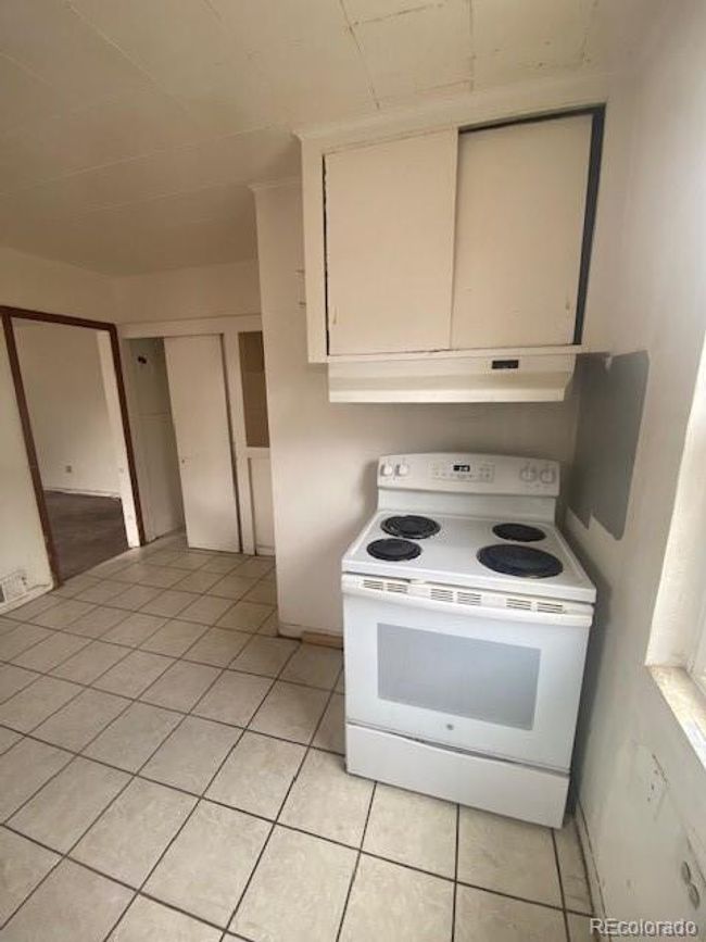 1636 Geneva St, House other with 2 bedrooms, 2 bathrooms and 1 parking in Aurora CO | Image 8