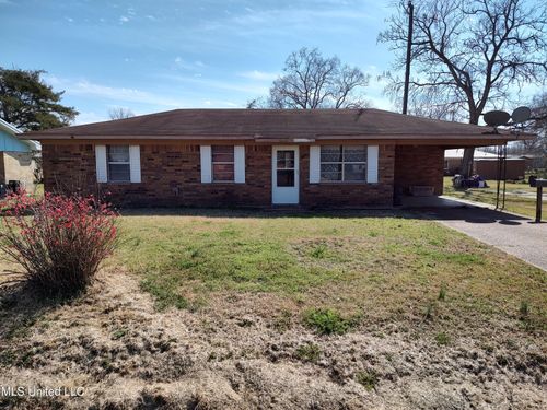 208 Washington Heights Rd, Ferriday, LA, 71334-4262 | Card Image