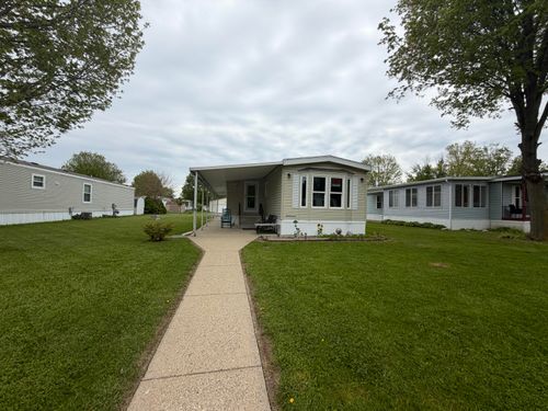 3110 Old Farm Road, Kalamazoo, MI, 49004 | Card Image