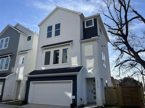 2424 Freeman St, Houston, TX, 77009-7724 | Card Image