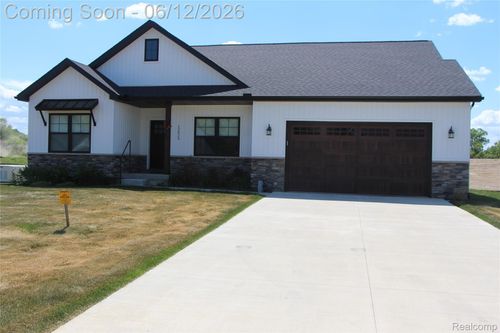 12824 Ivy Ln, FENTON, MI, 48430 | Card Image