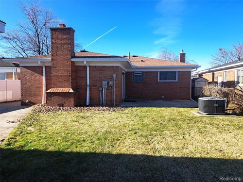 4061 Stanley Ave, Allen Park, MI, 48101-3527 | Card Image