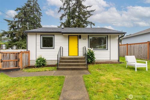 1420 S 129th St, Burien, WA, 98168-2882 | Card Image