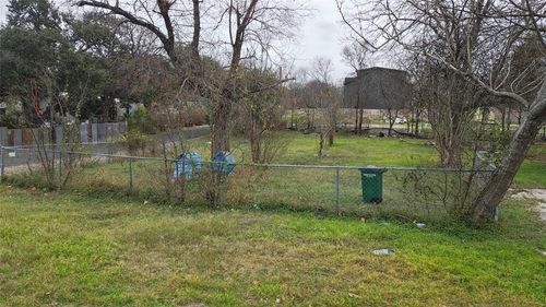 8613 Georgian Dr, Austin, TX, 78753-5649 | Card Image