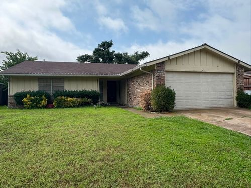 726 Ravencroft Dr, Garland, TX, 75043-5350 | Card Image