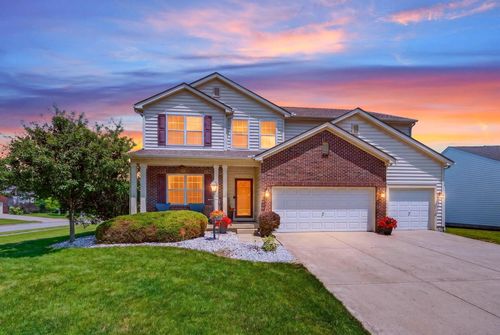 7171 Blue Holly Dr, Lewis Center, OH, 43035-7292 | Card Image