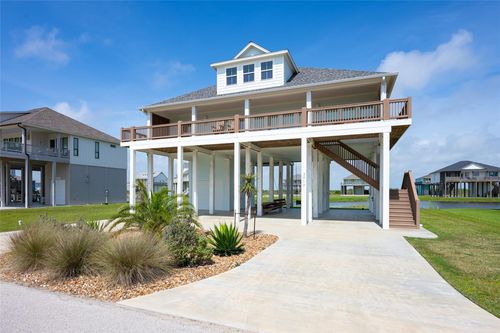 3717 Biscayne Beach Rd, Port Bolivar, TX, 77650 | Card Image