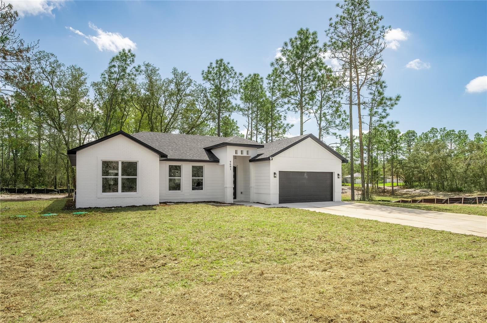 Residential in CITRUS SPRINGS 3