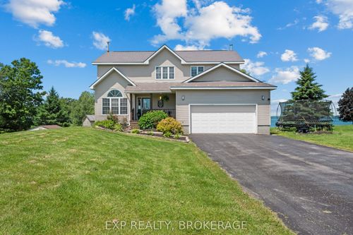 26 Boxen Harbour Lane, Wolfe Island, ON, K0H2Y0 | Card Image