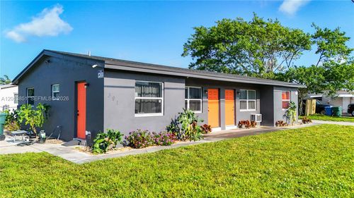 391 42nd Ct, Oakland Park, FL, 33334-1414 | Card Image