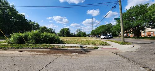 8647 Schaefer Hwy, Detroit, MI, 48228-5706 | Card Image