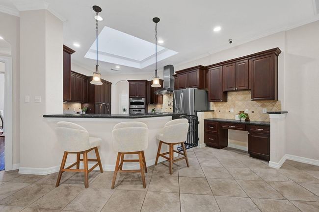 5011 Ontonagon Way, House other with 3 bedrooms, 5 bathrooms and 3 parking in Spring TX | Image 9