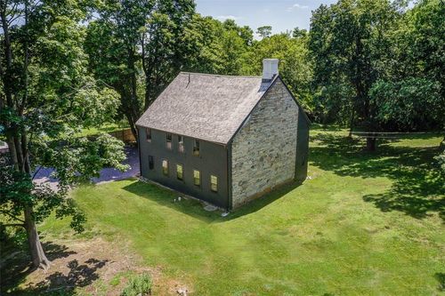 1147 Great Rd, Lincoln, RI, 02865-3841 | Card Image
