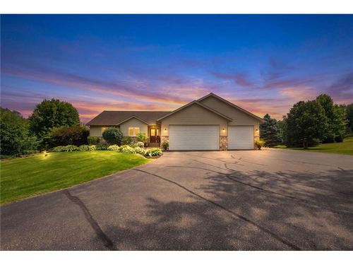 413 New Century Dr, Hudson, WI, 54016-8175 | Card Image