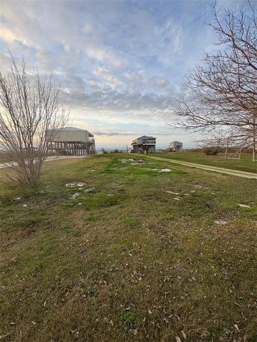 25765 Chef Menteur Hwy, New Orleans, LA, 70129-3077 | Card Image