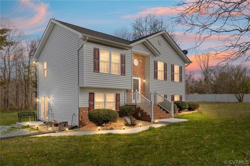 10132 Wallers Rd, PARTLOW, VA, 22534-9736 | Card Image