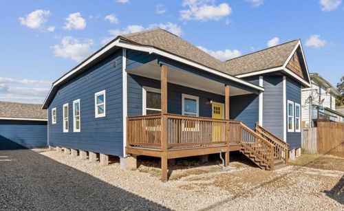 b-2115 Fulton St, Houston, TX, 77009-8130 | Card Image