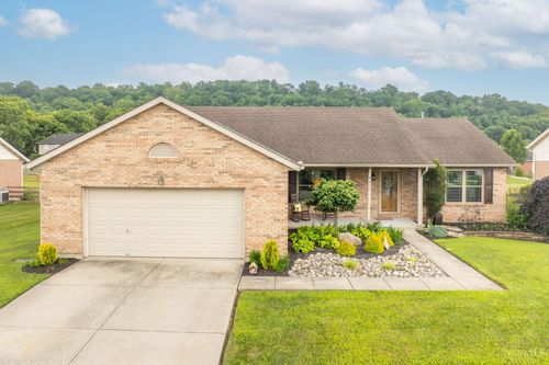 4457 Muskopf Dr, Fairfield, OH, 45014-3288 | Card Image