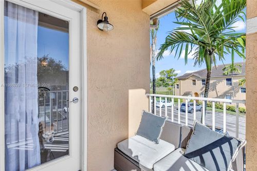 3203-2905 Crestwood Ter, Margate, FL, 33063-9354 | Card Image