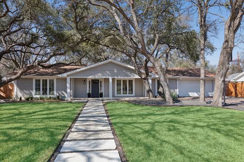 8610 Mesa Dr, Austin, TX, 78759-8121 | Card Image