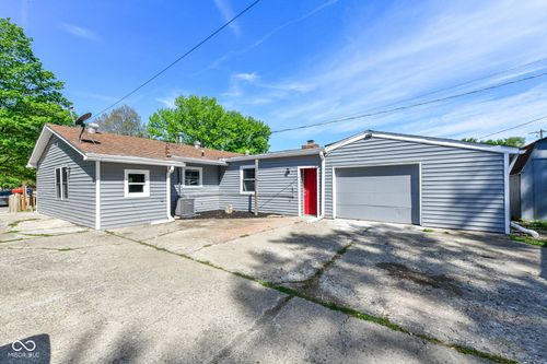 541 Alpha Ave, Brownsburg, IN, 46112-1565 | Card Image