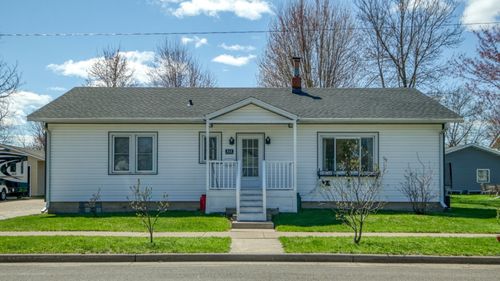 512 W Evans St, RICE LAKE, WI, 54868-1536 | Card Image