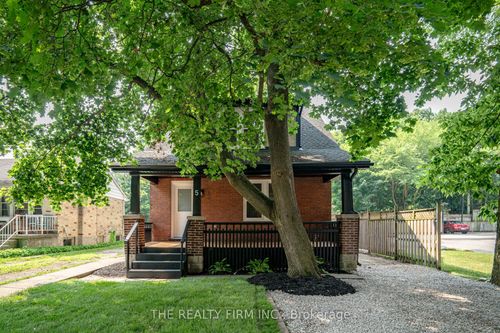 5 Beechwood Pl, London, ON, N6C1H8 | Card Image