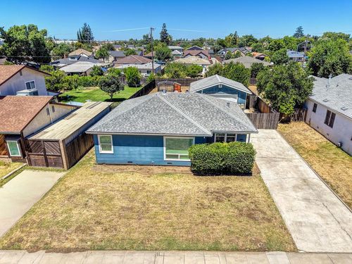 241 Mission St, Lodi, CA, 95240-5318 | Card Image