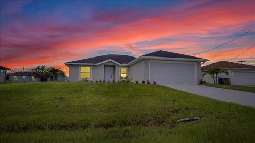 2702 46th St Sw, Lehigh Acres, FL, 33976-4736 | Card Image