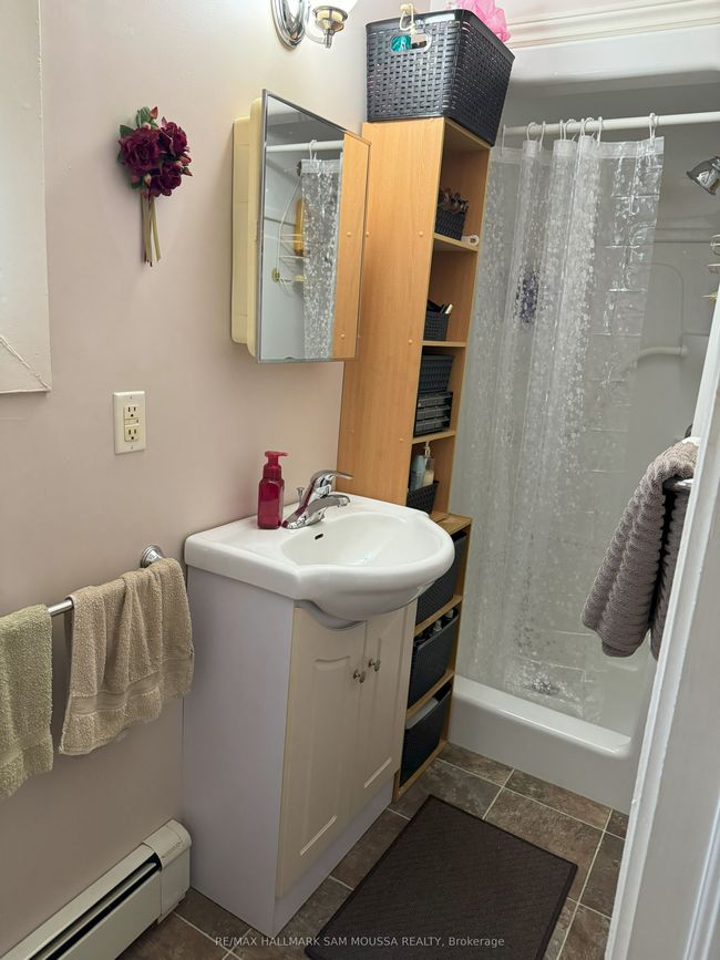 61 Russell St E, House other with 5 bedrooms, 2 bathrooms and 6 parking in Smiths Falls ON | Image 31