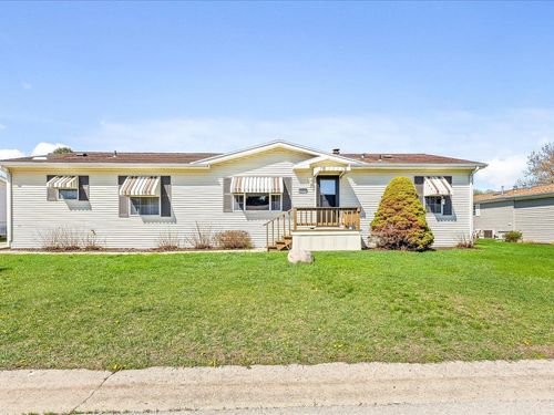 8686 Dutch Elm Ct, ROSCOE, IL, 61073-6817 | Card Image