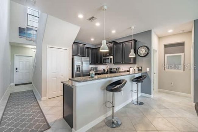 Entry and Kitchen | Image 7