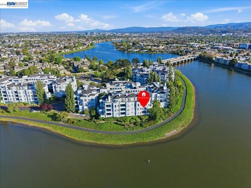 2205-720 Promontory Point Ln, Foster City, CA, 94404-4021 | Card Image