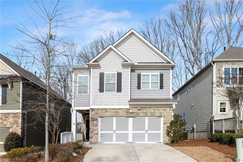 6379 Crosscreek Lane, Flowery Branch, GA, 30542 | Card Image