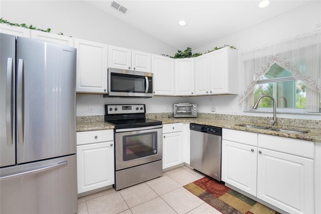 10430 Chablis Ave, House other with 3 bedrooms, 2 bathrooms and null parking in Englewood FL | Image 10