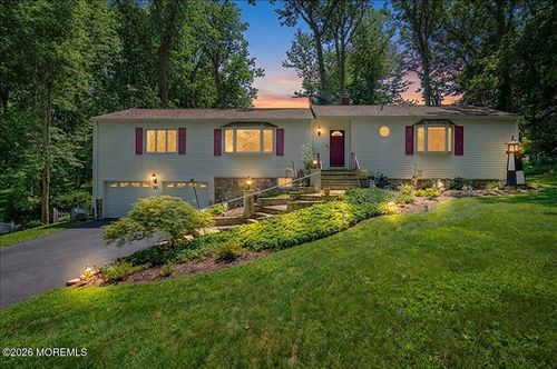 323 Arlene Ter, Aberdeen, NJ, 07747-1801 | Card Image