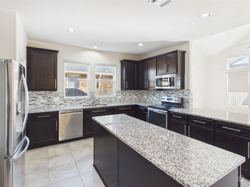 310 Hibiscus Dr, Hutto, TX, 78634-2113 | Card Image