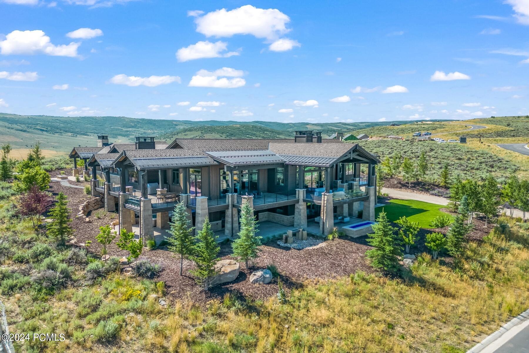 Moon Dance Cir, Kamas, UT 84036