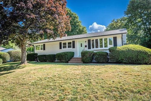 17 Hamlet St, Fairhaven, MA, 02719-5419 | Card Image